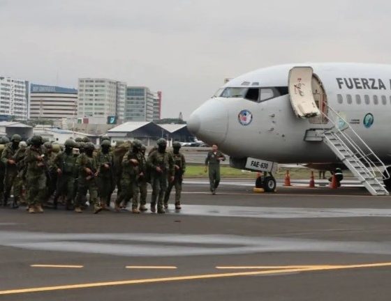 Ministerio de Defensa despliega 10 000 militares en Guayas, Manabí y Los Ríos