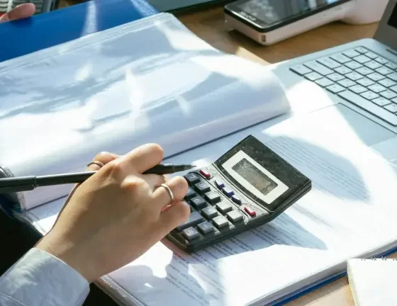 Ministerio del Trabajo emite acuerdo que propone jornadas laborales de hasta doce horas a cambio de mayor descanso