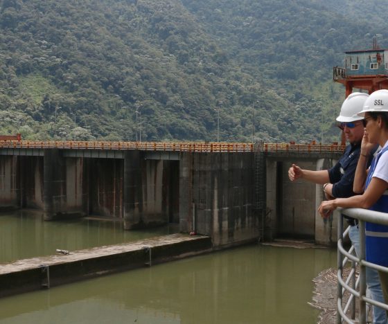 Coca Codo Sinclair: El Estado recibe la obra pese a las 17.600 fisuras y advertencias de Contraloría
