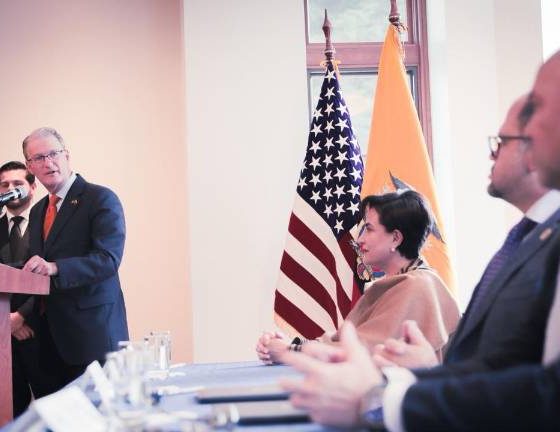 Ecuador firma acuerdo con el Departamento de Seguridad Nacional de EE.UU. para golpear al crimen transnacional