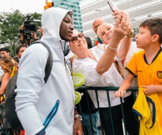 A pesar del escándalo afuera del hotel, la Selección de Ecuador descansó en México y asegura que «responderá en la cancha»